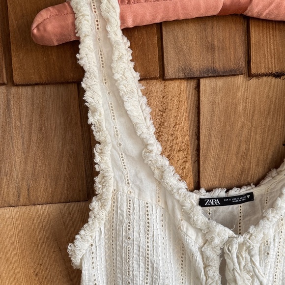 Zara Cream Lace-Trim Eyelet Camisole - Picture 3 of 7